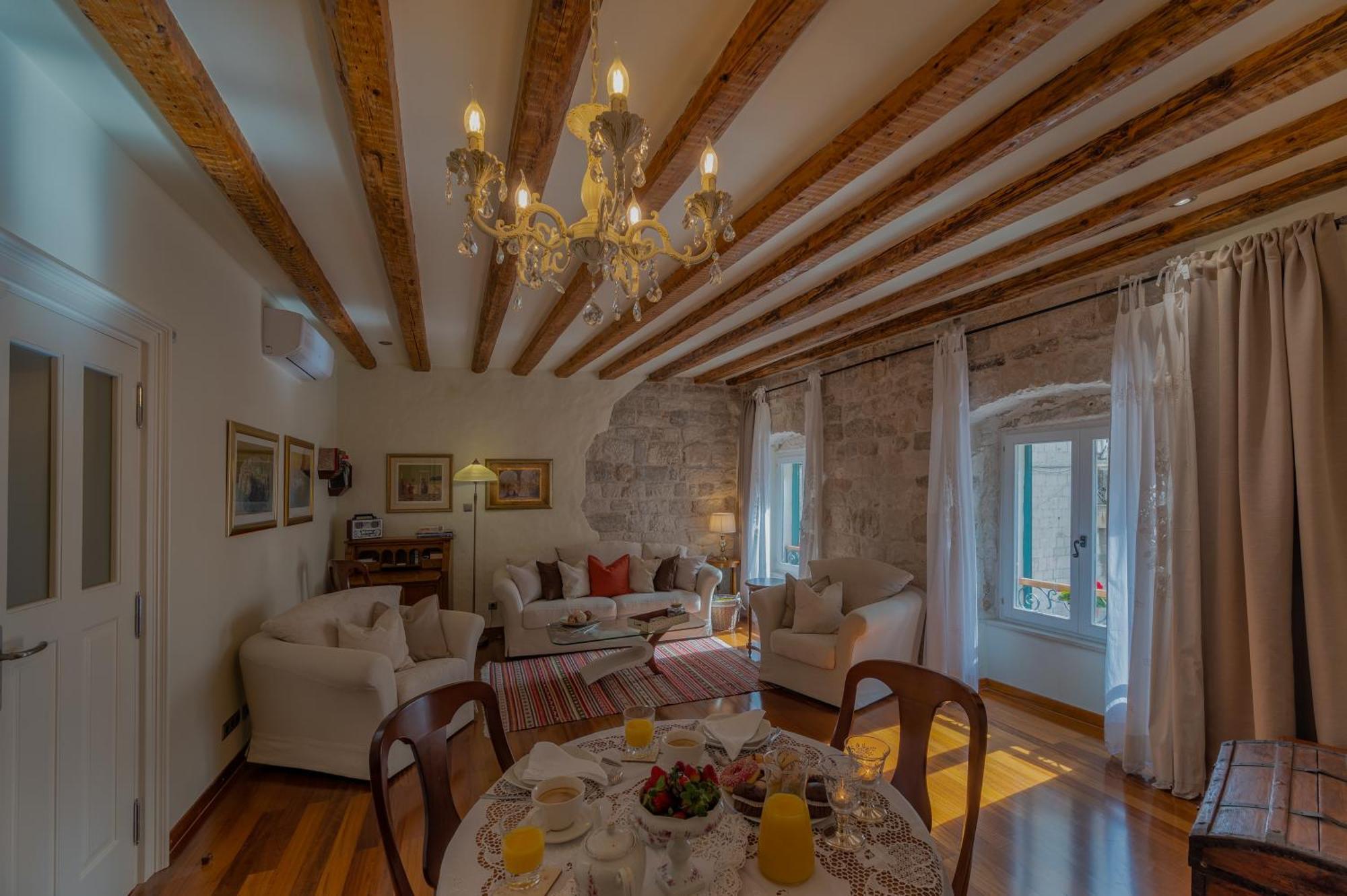 Stone Pearl Heritage Luxury Suite Σπλιτ Εξωτερικό φωτογραφία