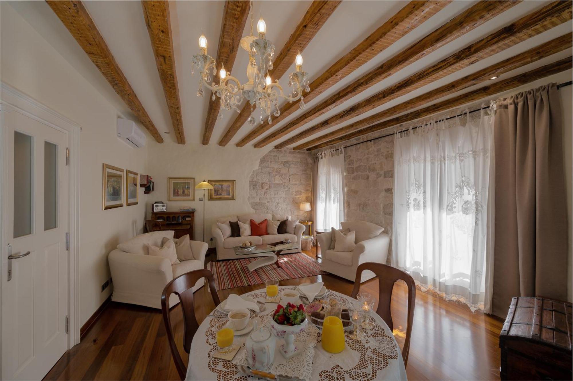 Stone Pearl Heritage Luxury Suite Σπλιτ Εξωτερικό φωτογραφία